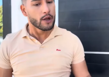 L1101001 Mamá les sirve la comida sin platos su familia para darles una lección Linis Florez part2