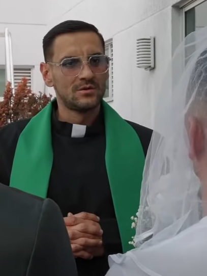 L0601003_1.1K views reactions Madre esconde su hijo en un tanque para que vea lo que le hacen su hermano. Neymar DixonPierre_part2