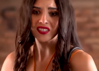 L1301005 7K views reactions Le mandaba dólares para construir una casa ella se lo gastó con el amante part2