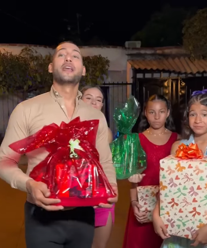 L1601002 Antes de recibir el año nuevo niñas malcriadas reciben una gran lección Linis Florez part2