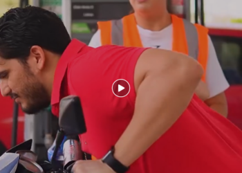 L1701001 Esta señal que hizo con la mano la salvo part2