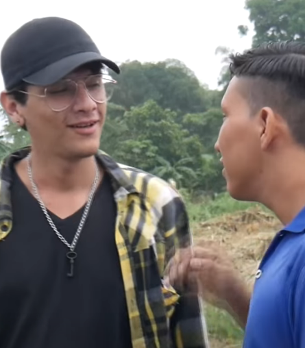 L0601004 Escogieron una para cada uno pero no tenÃan experiencia