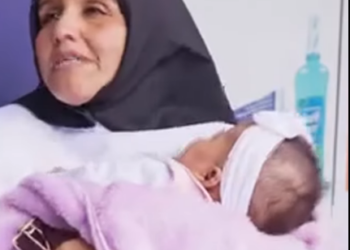 L0901001_1.1K views reactions Monjas le robaron su bebé lo cambiaron por un muñeco Neymar DixonPierre_part2